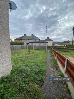 2 bedroom end of terrace house to rent, Peartree Gardens, Dagenham, RM8