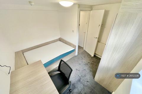 1 bedroom in a house share to rent, Beechwood View, Leeds, LS4