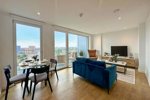 2 bedroom apartment to rent, The Filaments, Salford Salford M3