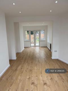 3 bedroom end of terrace house to rent, Crawford Close, Isleworth, TW7