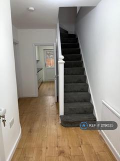 3 bedroom end of terrace house to rent, Crawford Close, Isleworth, TW7