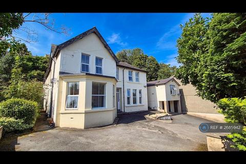 10 bedroom detached house to rent, Gro, Bangor, LL57