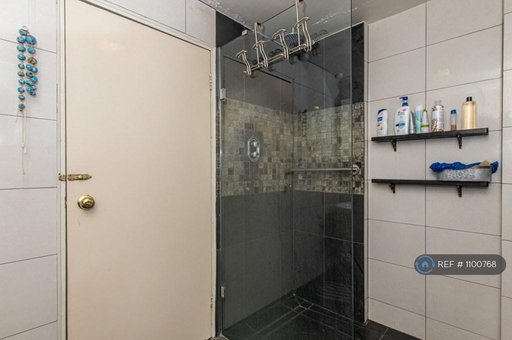 Walk In Shower Enclosure