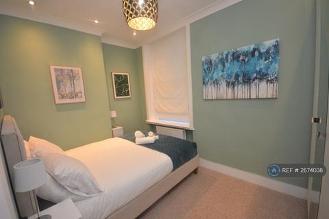 2 bedroom flat to rent, Brighton Terrace, London, SW9