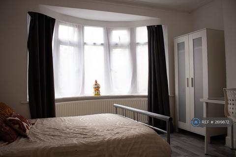 1 bedroom in a house share to rent, Brampton Grove, Wembley, HA9