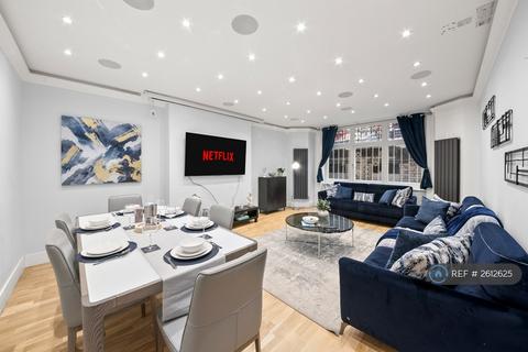 4 bedroom flat to rent, Hyde Park Mansions, London, NW1