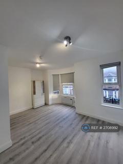 Studio to rent, Marlborough Road, Watford, WD18