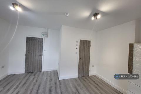 Studio to rent, Marlborough Road, Watford, WD18