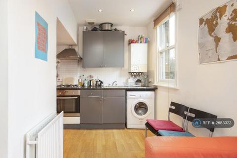 1 bedroom flat to rent, Bellefields Road, London, SW9