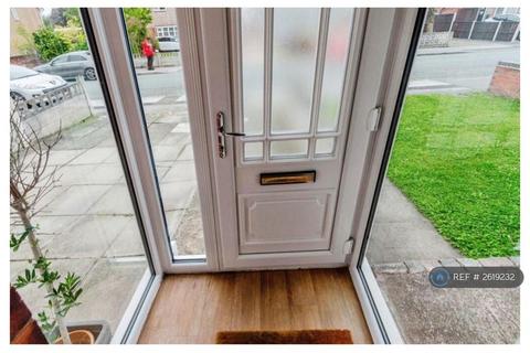 3 bedroom terraced house to rent, Coltham Road, Willenhall, WV12