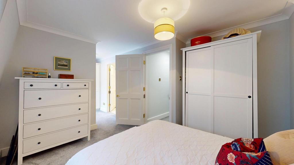 Master Ensuite