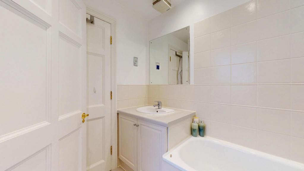 Master Ensuite