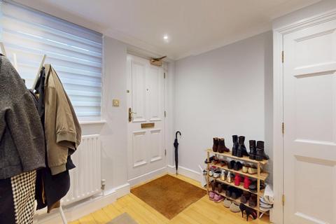 undefined, Bryanston Mews East, Marylebone W1H