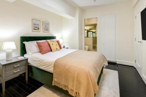 3 bedroom apartment to rent, Park Road, London NW1