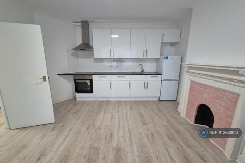 1 bedroom flat to rent, Wycombe Gardens, London, NW11