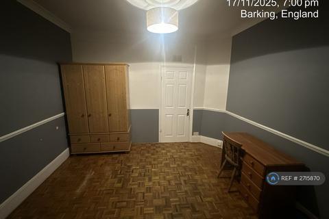 undefined, Park Avenue, Barking, IG11