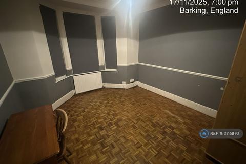 undefined, Park Avenue, Barking, IG11