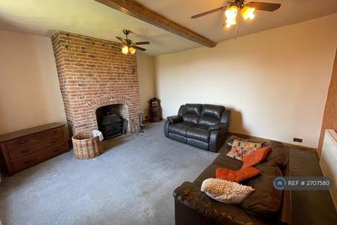 2 bedroom flat to rent, New Road Farm, East Huntspill, Highbridge, TA9