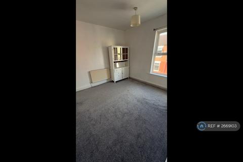 3 bedroom terraced house to rent, Great Central Avenue, Doncaster, DN4