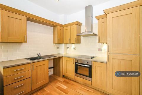 2 bedroom flat to rent, Richardshaw Lane, Pudsey, LS28