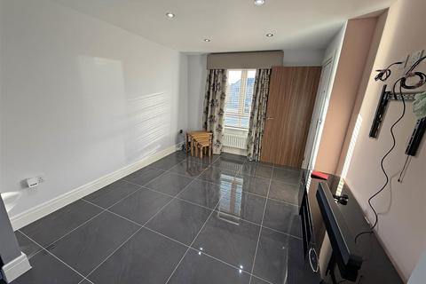 undefined, Warrington Grove, North Shields