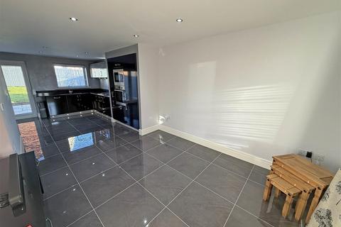 undefined, Warrington Grove, North Shields