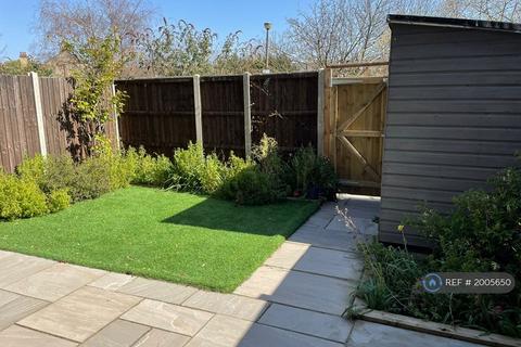 2 bedroom flat to rent, Schofield Walk, London, SE3