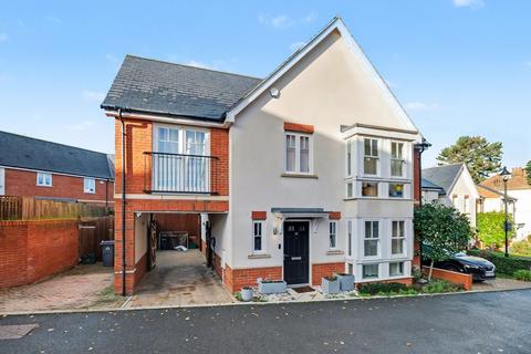4 bedroom detached house for sale, Rennoldson Green, Chelmsford CM2