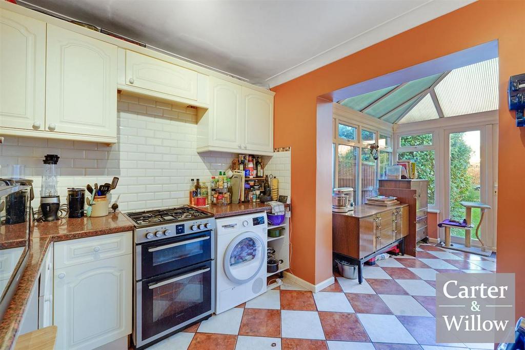Kitchen /
