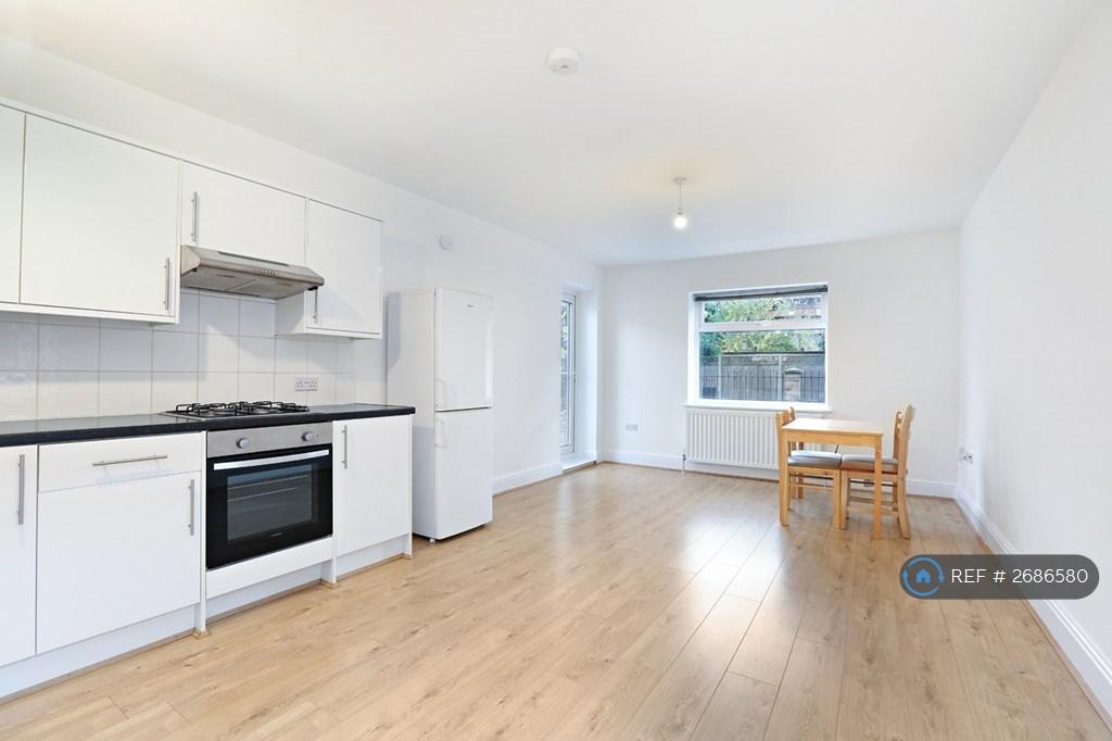 Kitchen / Living Room