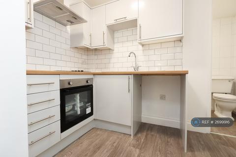 undefined, The Avenue, Pontygwaith, Ferndale, CF43