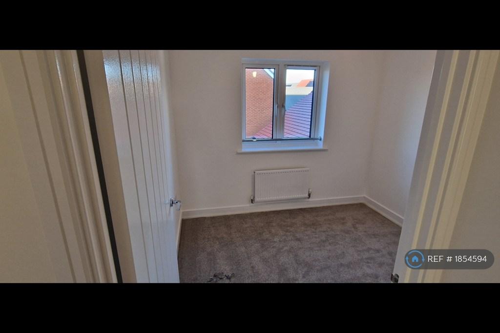 Bedroom 2 With Inbuilt Wardrobe