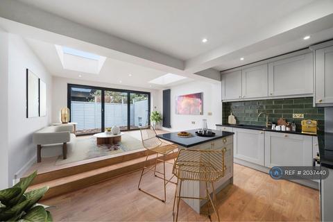 undefined, Eversleigh Road, London, SW11