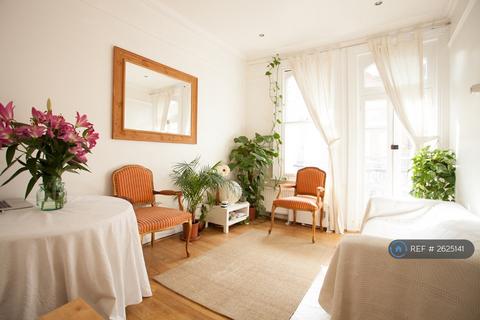 2 bedroom flat to rent, Fulham Road, London, SW6