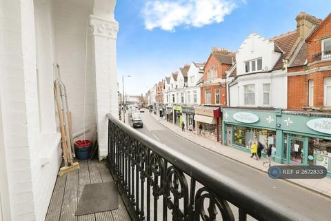 2 bedroom flat to rent, Fulham Road, London, SW6