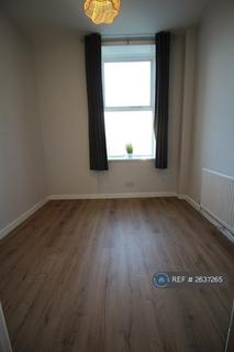 2 bedroom flat to rent, Whalley Road, Clayton Le Moors, Accrington, BB5
