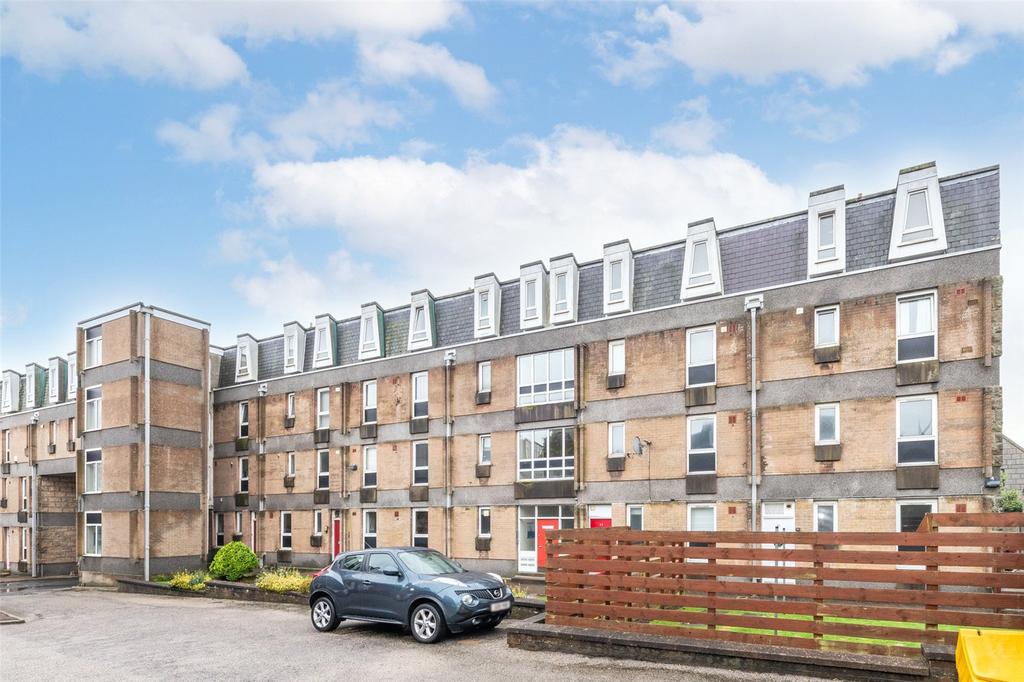 Salisbury Court 19