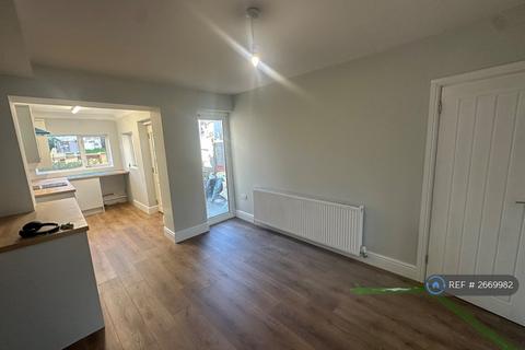 3 bedroom terraced house to rent, Aberdyberthi Street, Swansea, SA1