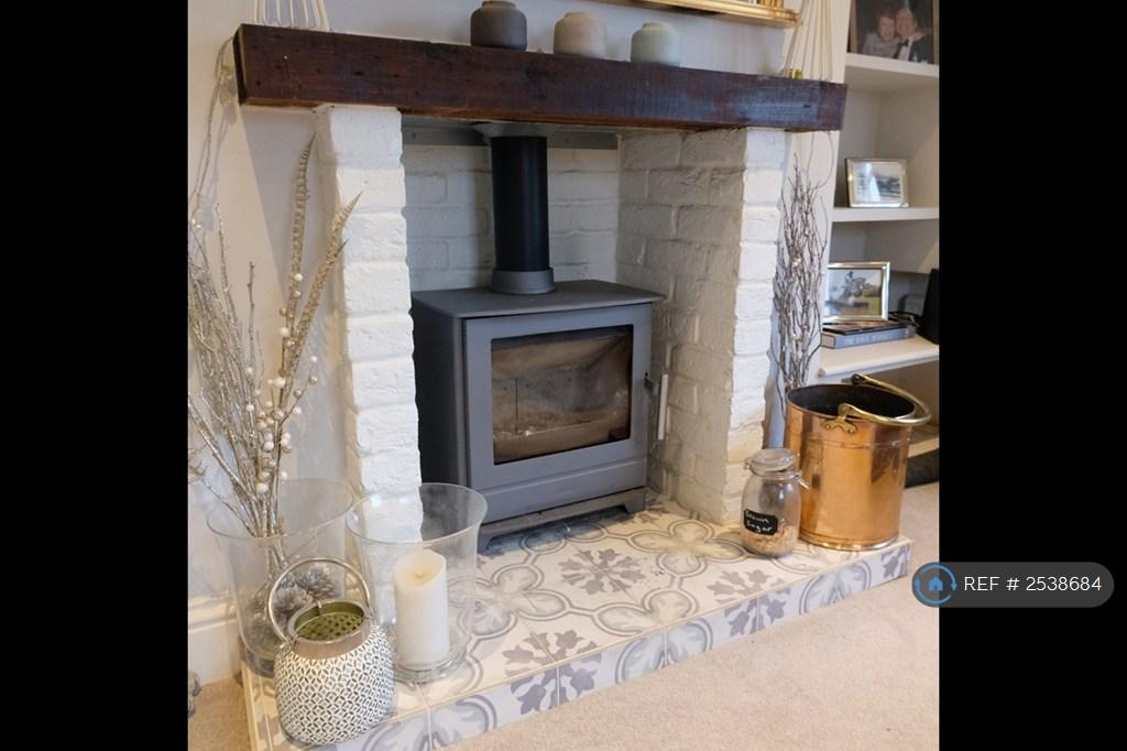 Lounge Fireplace