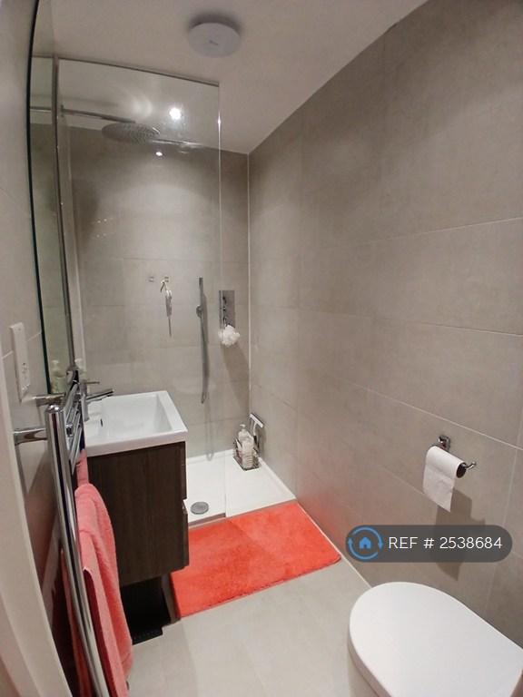 Bed 2 - Ensuite