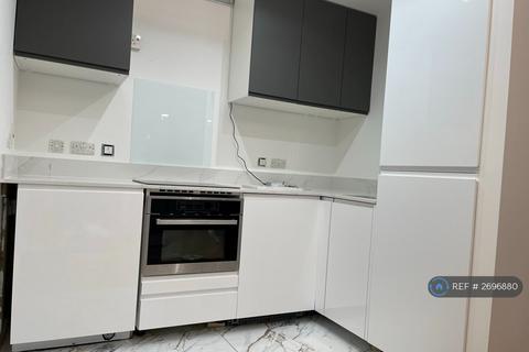 1 bedroom flat to rent, Highbury Stadium Square, London, N5