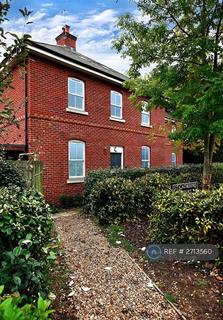 4 bedroom flat to rent, Barfield Close, Winchester, SO23