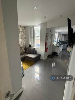 1 bedroom in a house share to rent, Poplar Grove, Stockport, SK2