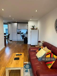 2 bedroom flat to rent, High Street, Slough, SL1