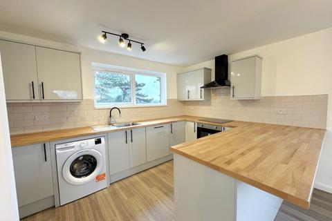 undefined, Guildford Road, Woking GU22