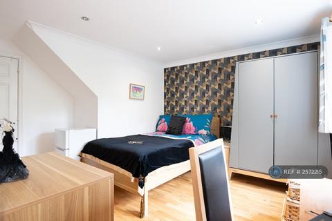 Studio to rent, Chieftain Way, Cambridge, CB4
