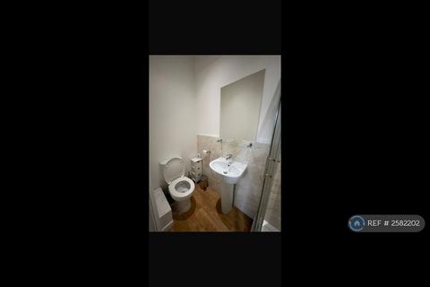 undefined, Vicars Cross Rd, Vicars Cross, Chester, CH3