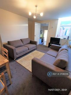 6 bedroom maisonette to rent, Wolseley Gardens, Newcastle Upon Tyne, NE2
