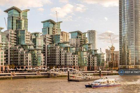 Studio to rent, St George Wharf, London, SW8
