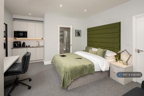 undefined, Finedon Road, Wellingborough, NN8